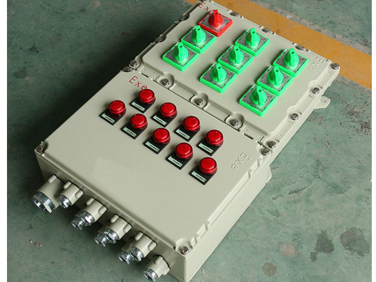 防爆配电箱